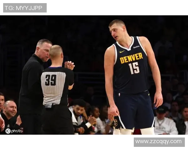 掘金解雇马龙背后真相揭晓主帅与高层内斗导致双输局面 掘金解雇马龙背后真相揭晓主帅与高层内斗导致双输局面